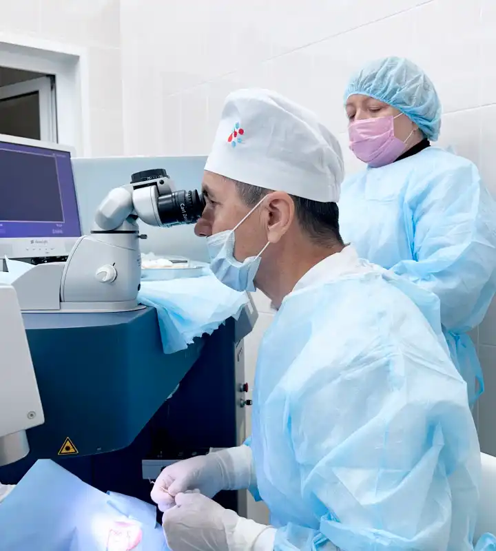 лазерная коррекция зрения методом FEMTO-LASIK